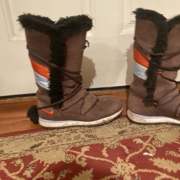 Nike Suede Tall Winter Boots Lace and Zip Sz 8 - Picture 7 of 10